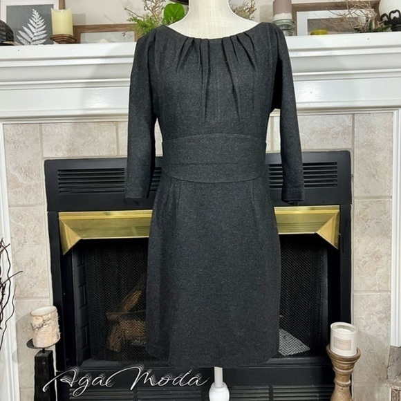 Trina Turk Three Quarter Sleeve Lined Gray Sheath Dress With Defined Waist - Picture 2 of 16